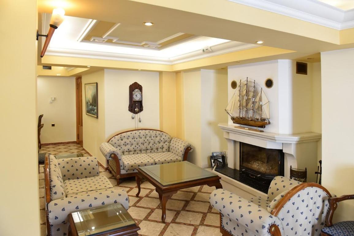 Aiolis Hotel Kastoria Bagian luar foto